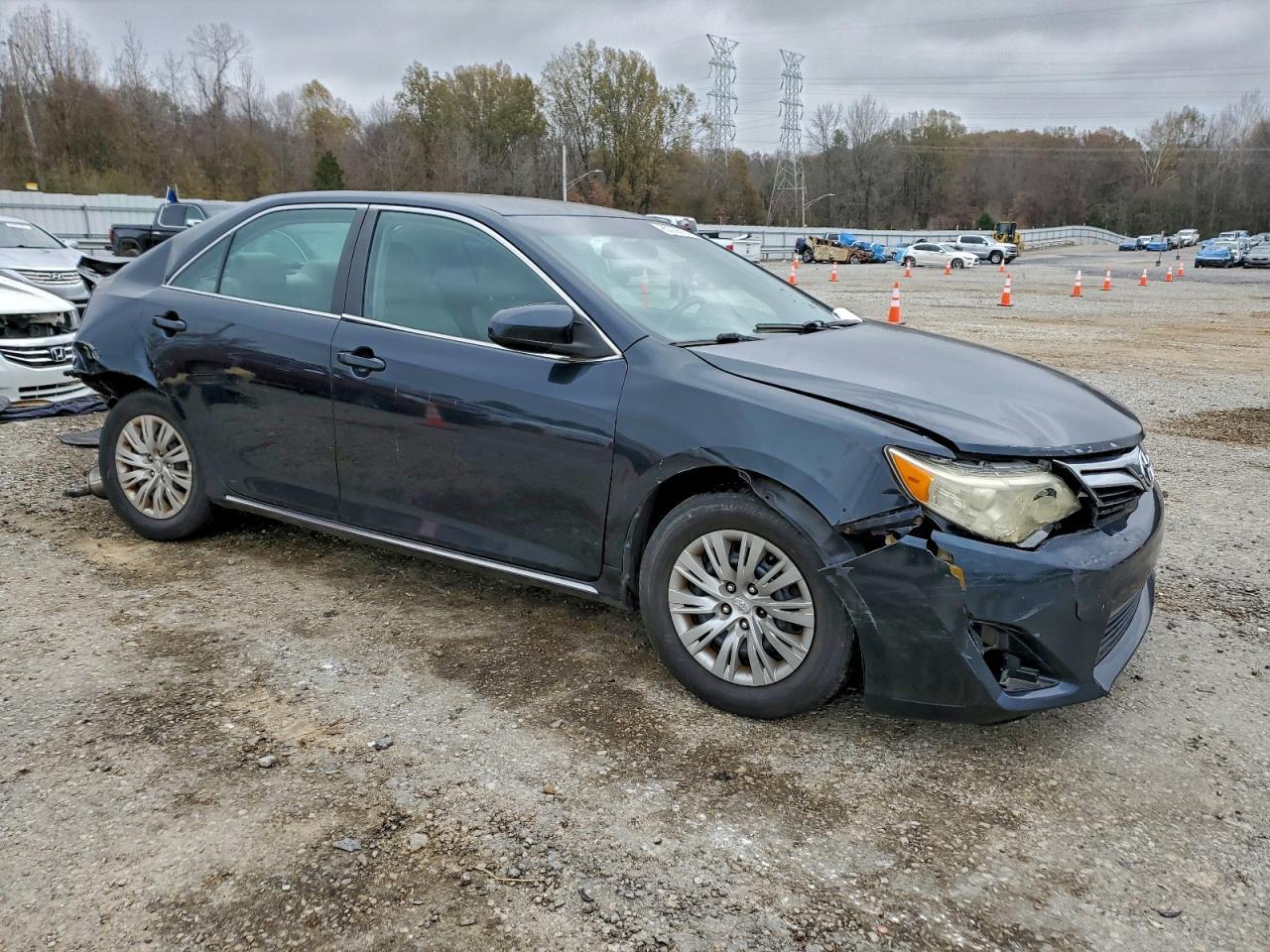 2012 Toyota Camry Base - Фото 4