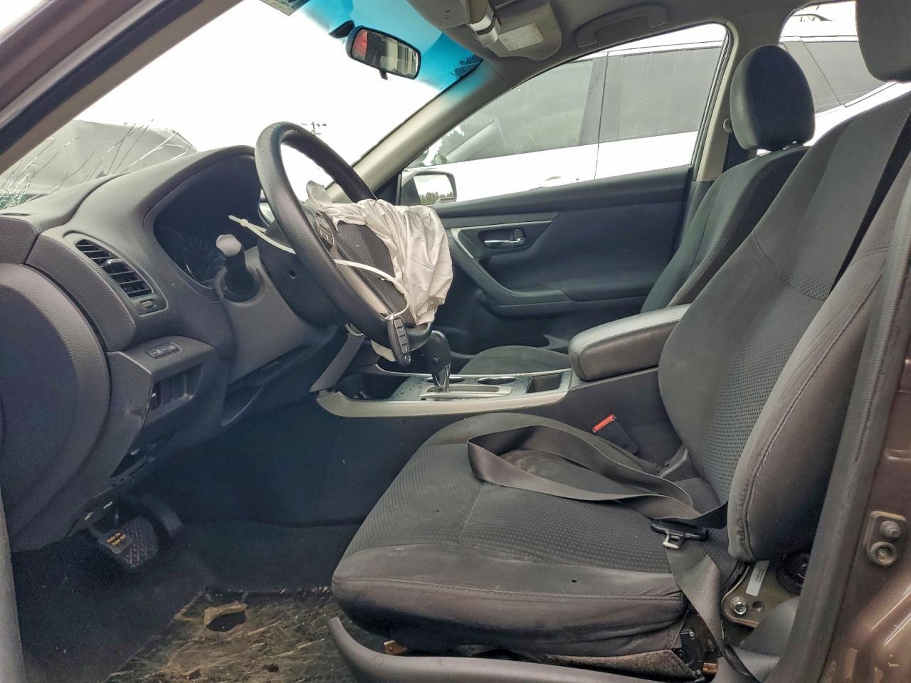 2015 Nissan Altima 2.5 - Image 7