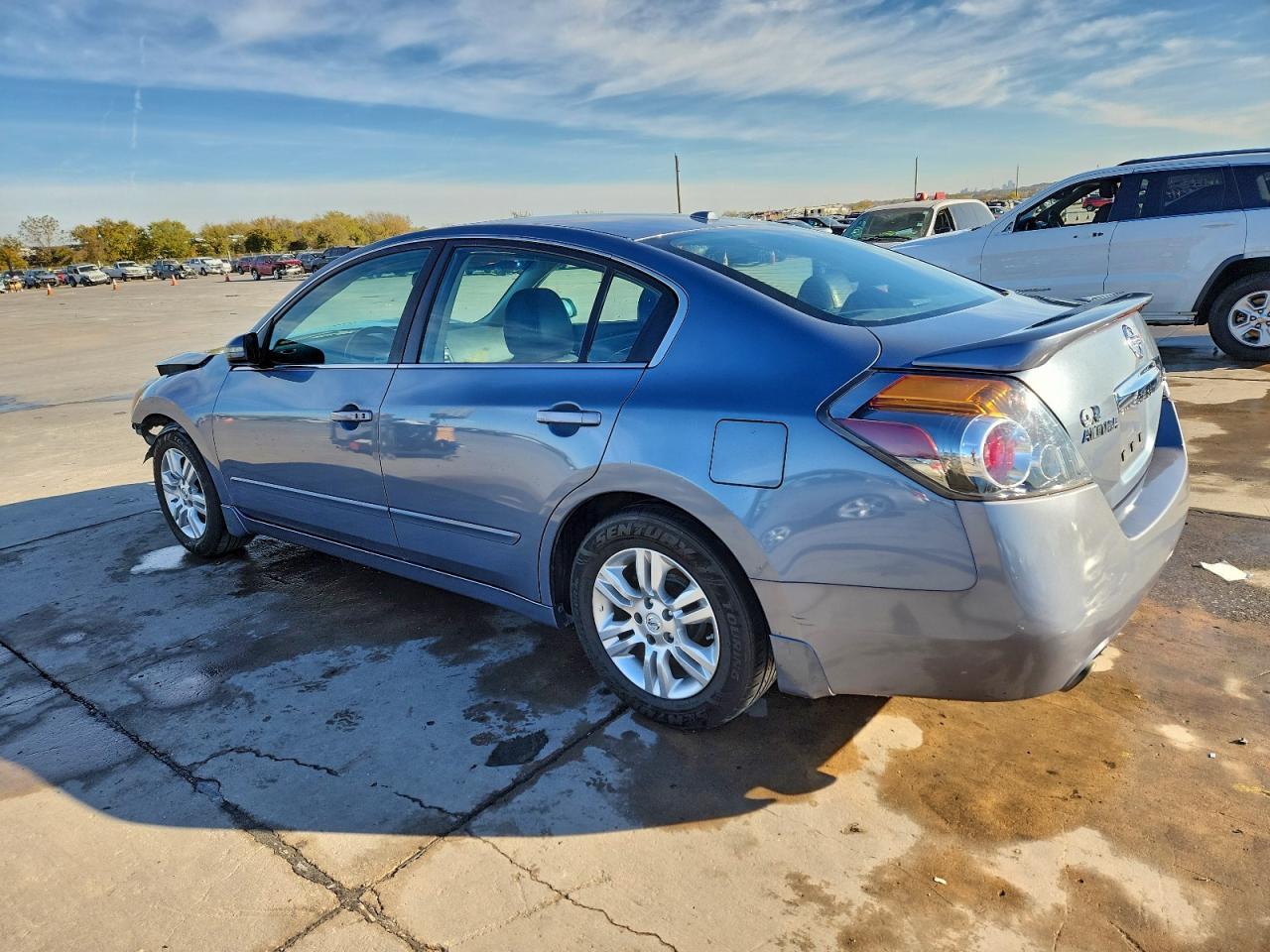 2012 Nissan Altima Base - Фото 2