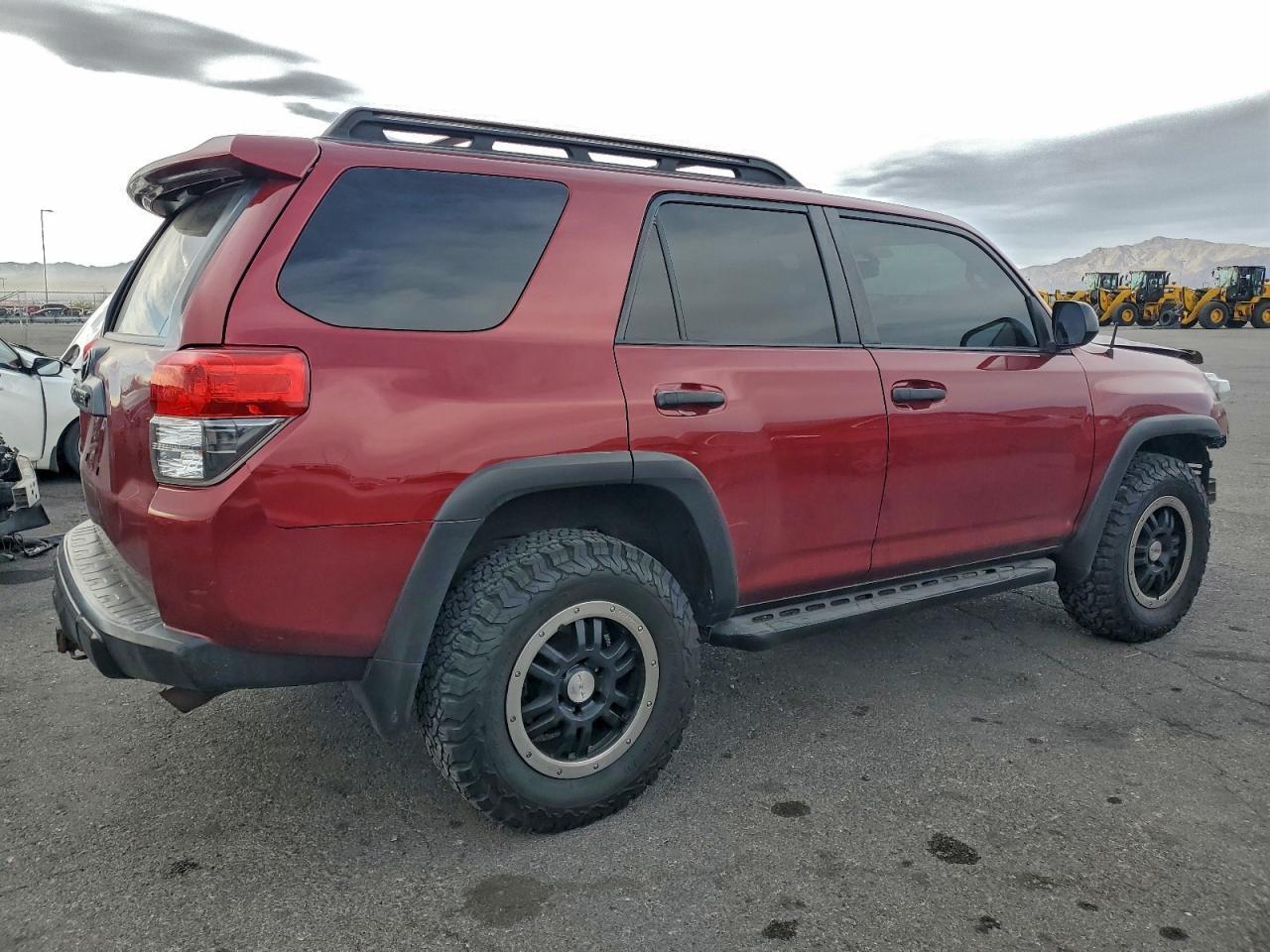 2011 Toyota 4Runner Sr5 - Фото 3