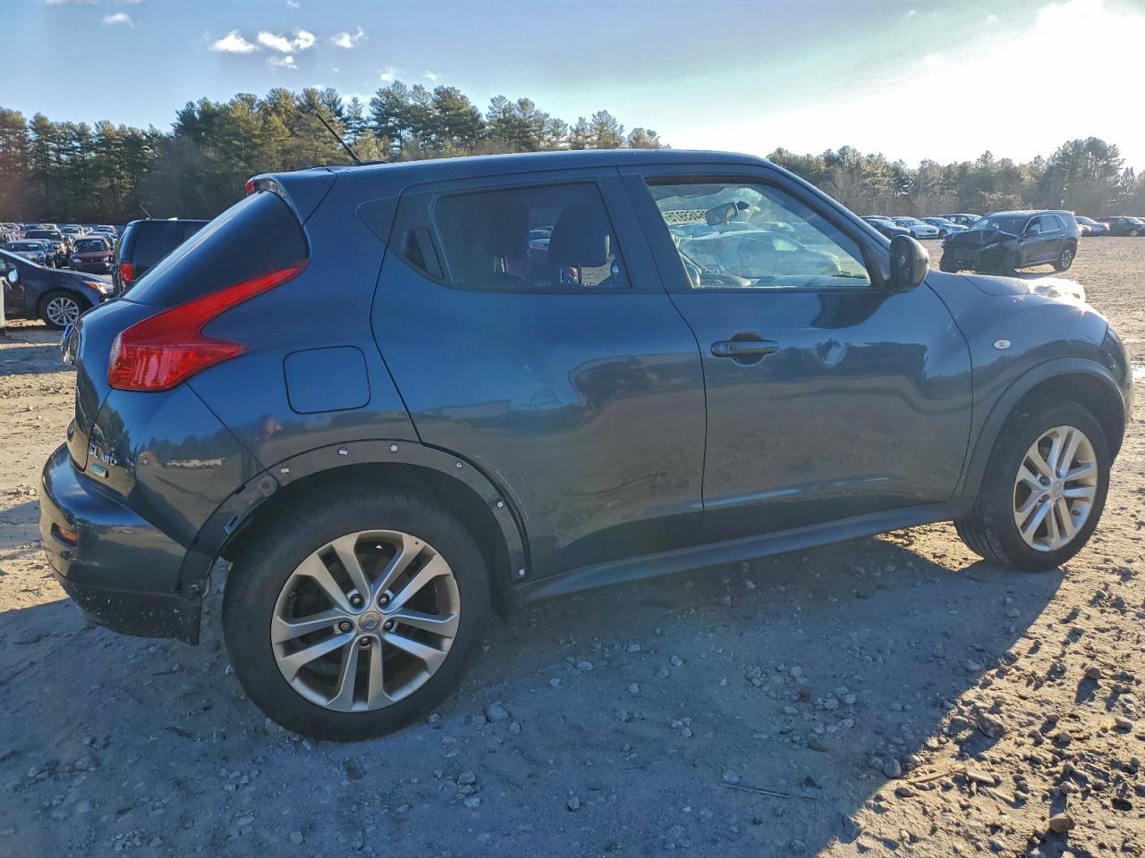 2013 Nissan Juke S - Фото 3