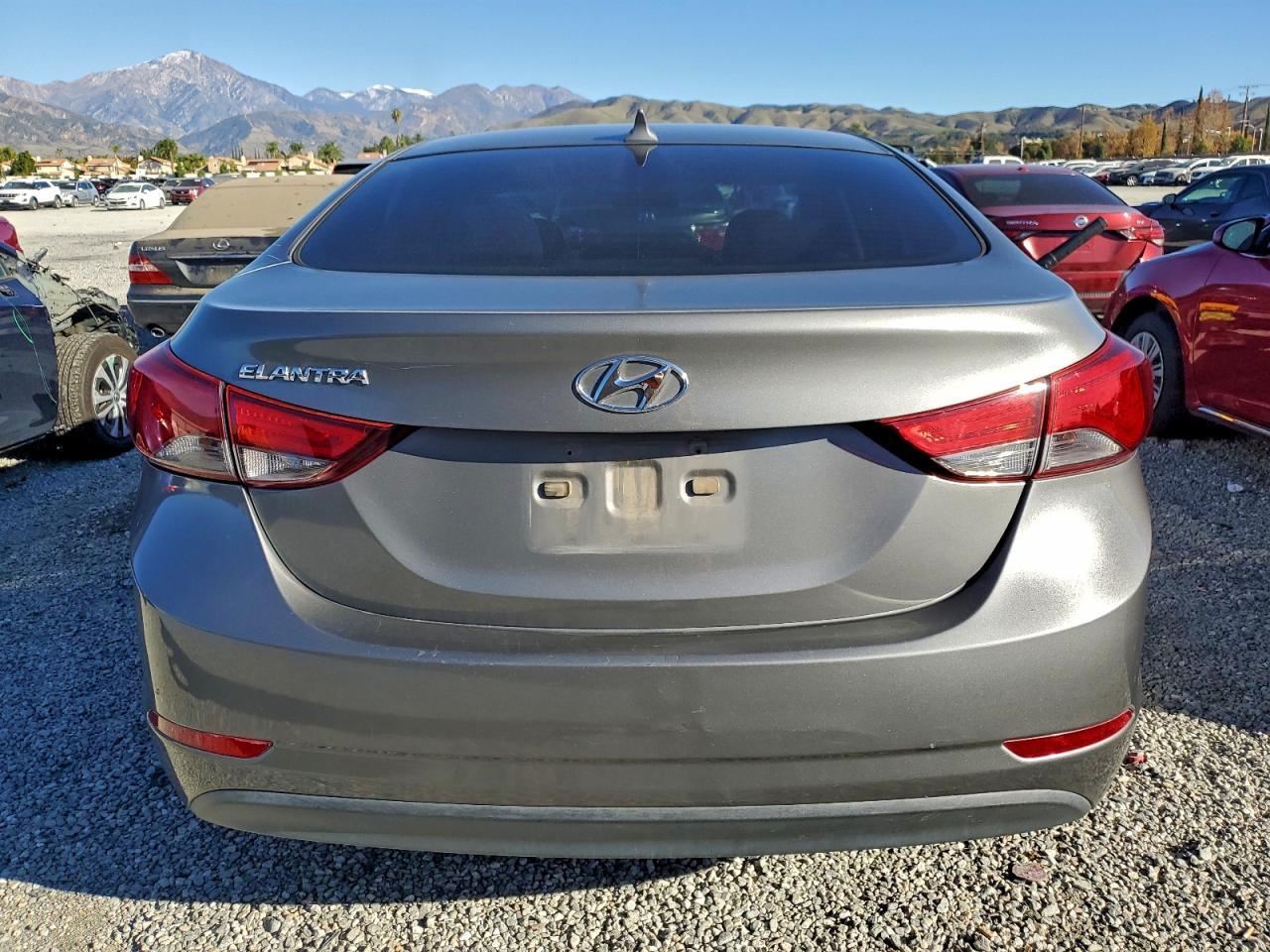 2014 Hyundai Elantra Se - Фото 6