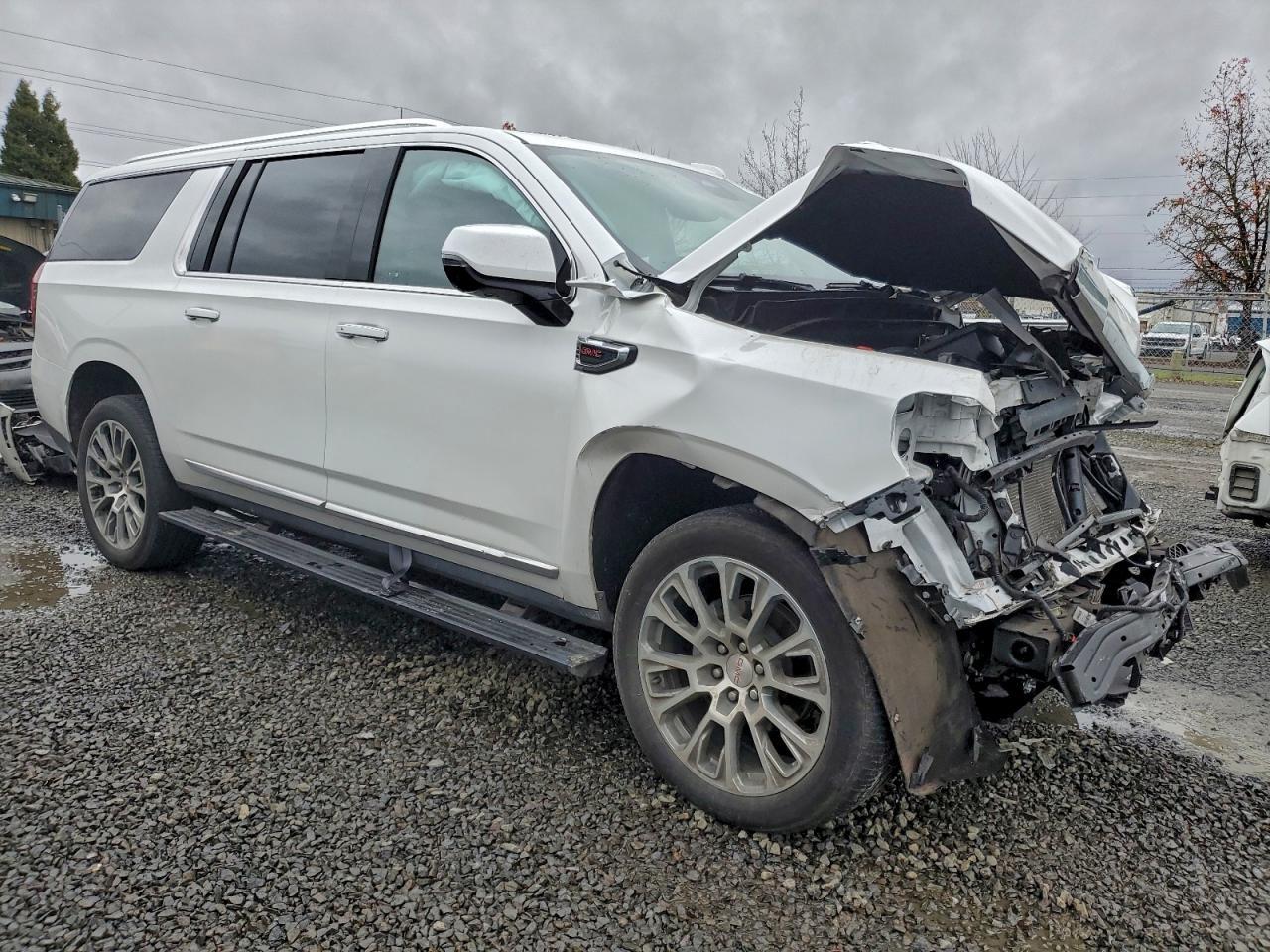 2025 GMC Yukon Xl Denali - Фото 4