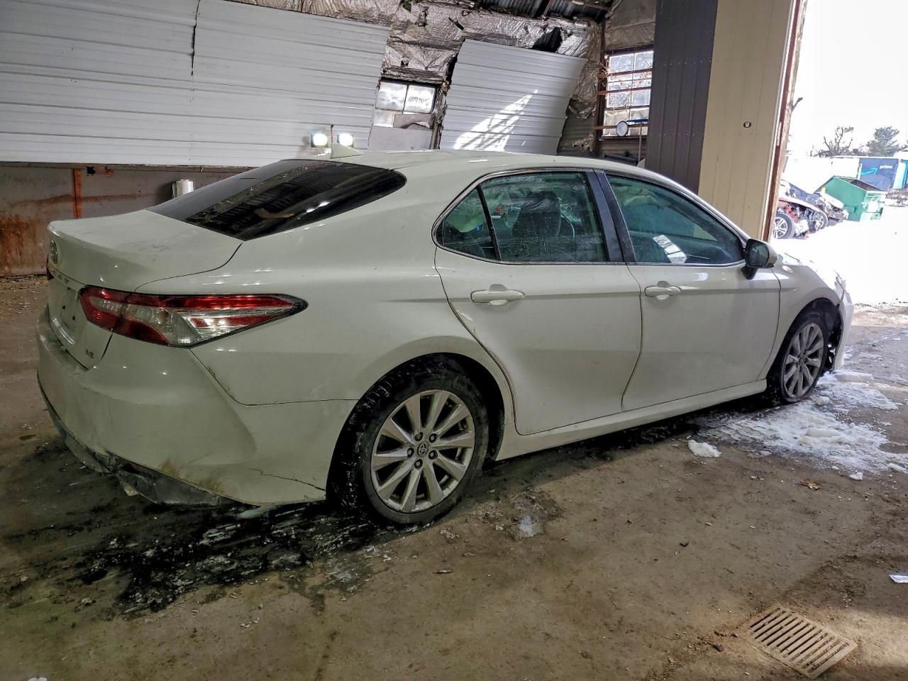 2019 Toyota Camry L - Image 3