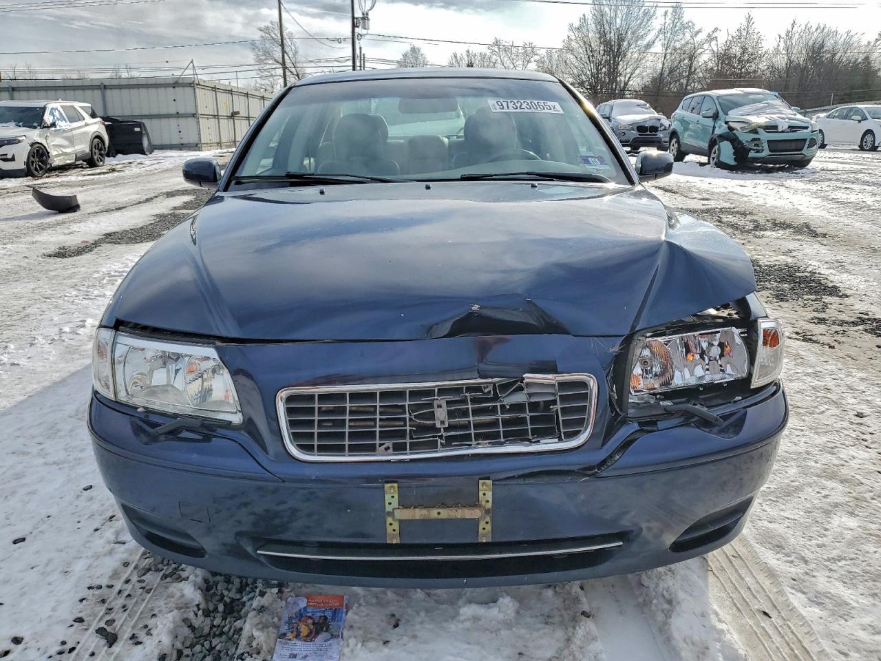 2004 Volvo S80 2.5T - Image 5