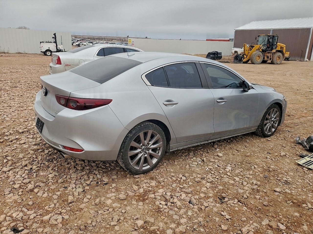 2019 Mazda 3 Preferred Plus - Фото 3