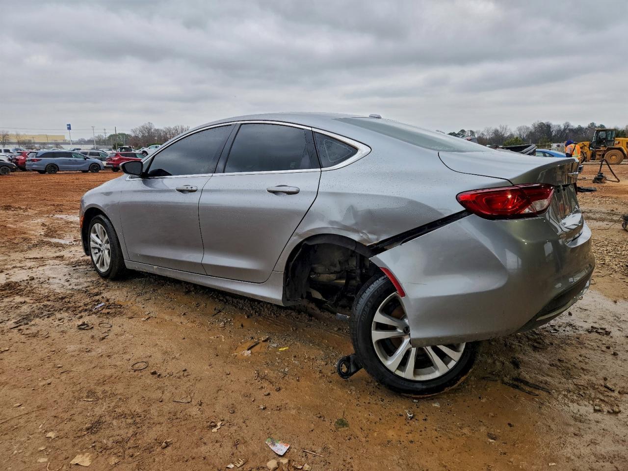 2016 Chrysler 200 Limited - Фото 2