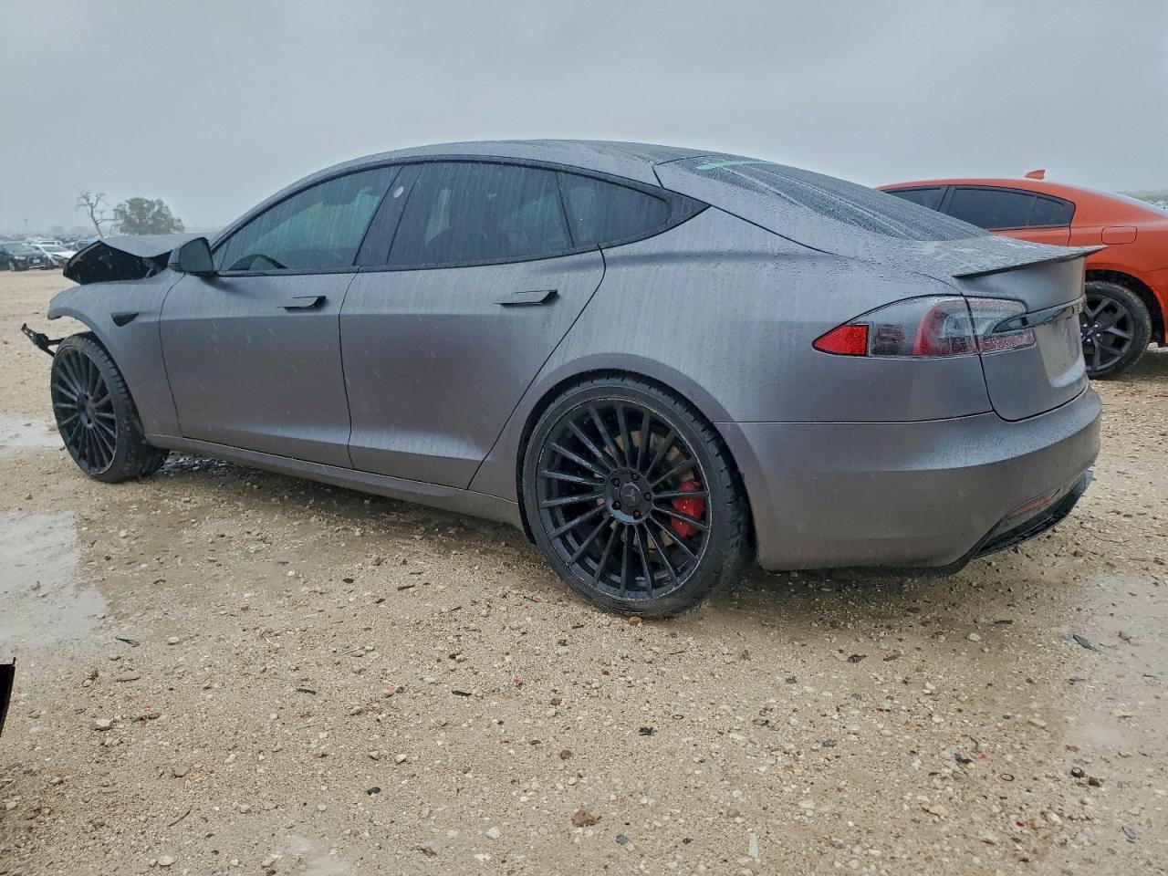 2022 Tesla Model S - Фото 2