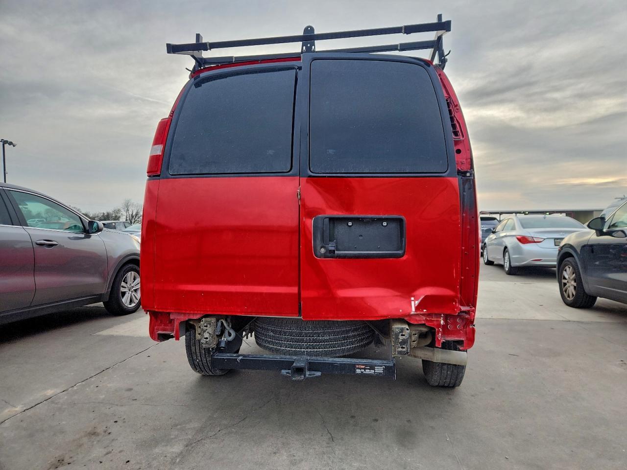 2024 Chevrolet Express 2500 Delivery Van - Фото 6