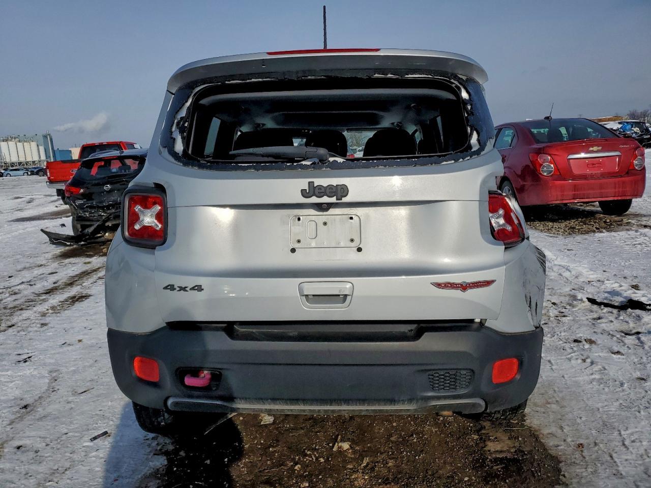 2018 Jeep Renegade Trailhawk - Фото 6