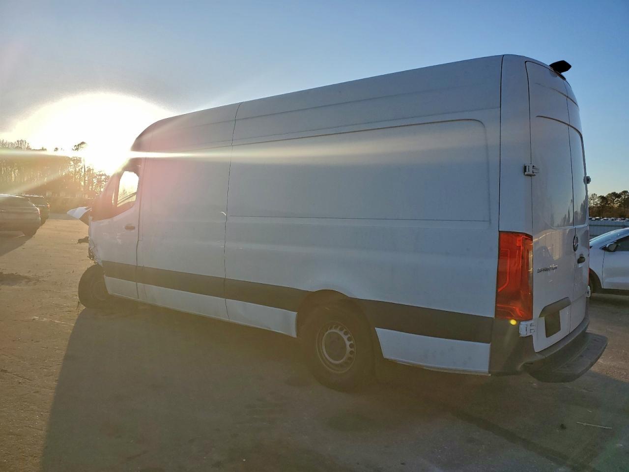 2020 Mercedes-Benz Sprinter 2500 - Image 2