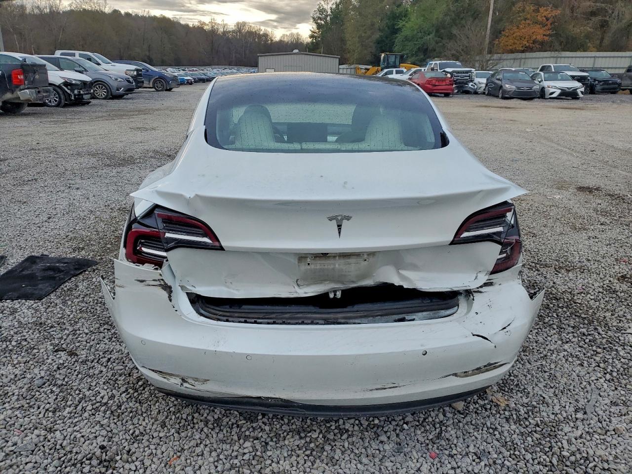 2020 Tesla Model 3 - Image 6