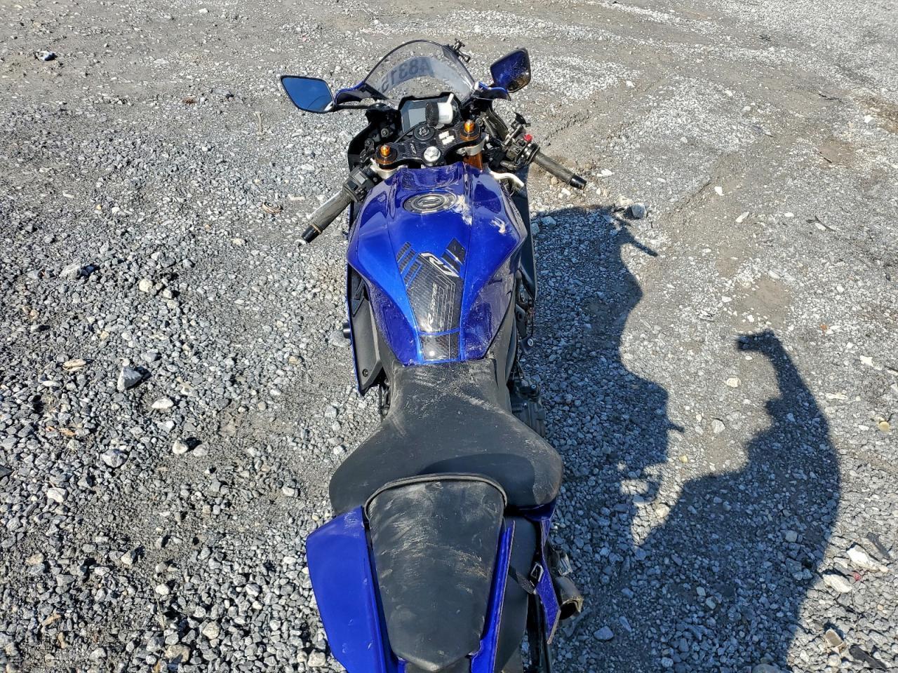 2025 Yamaha Yzfr7 - Фото 6