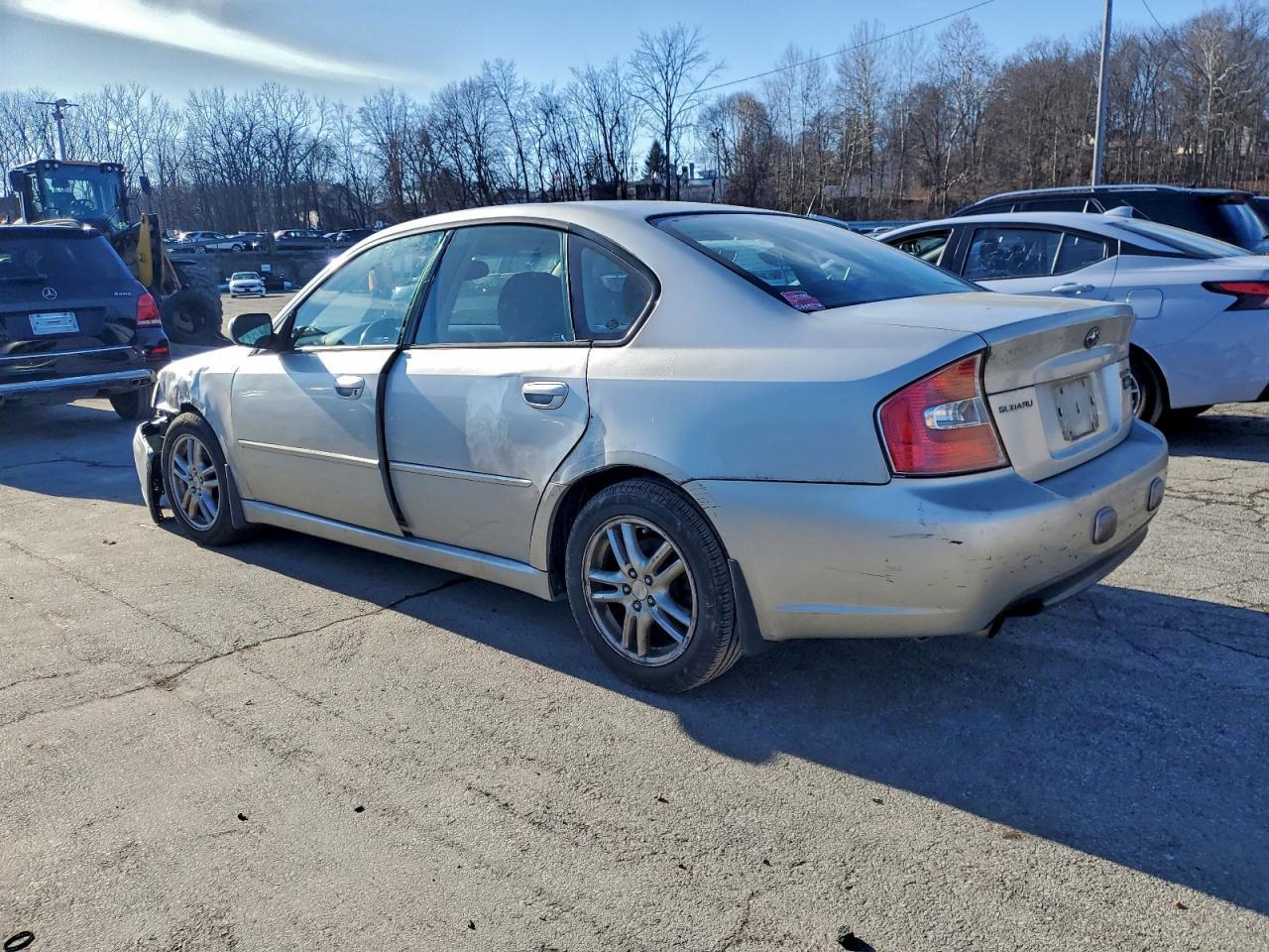 2005 Subaru Legacy - Image 2