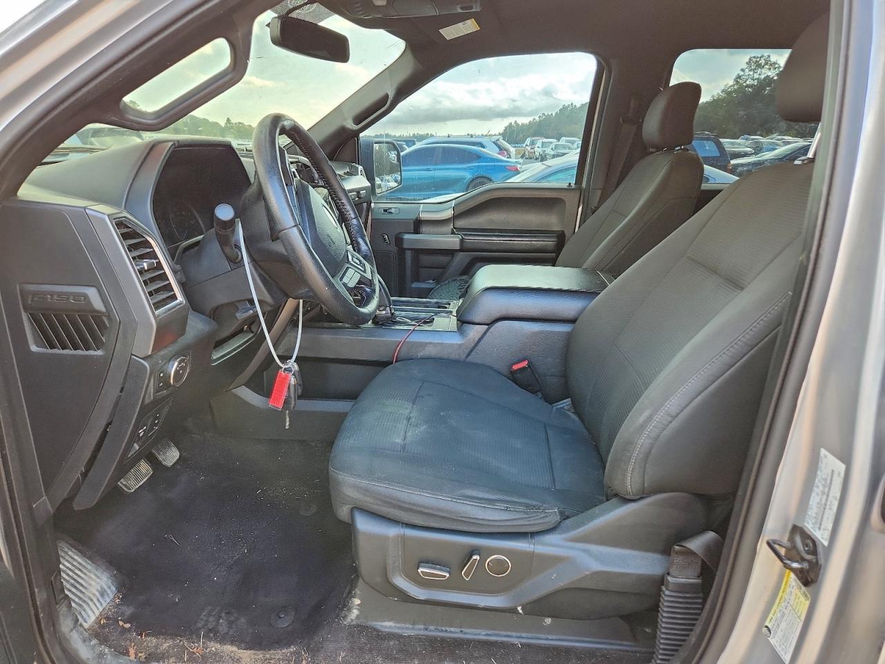 2016 Ford F150 Supercrew - Image 7