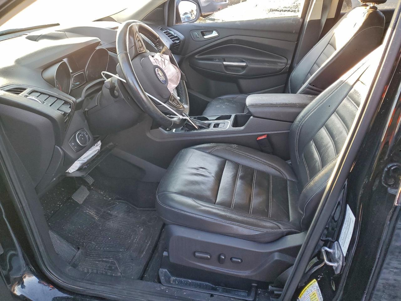 2017 Ford Escape Titanium - Image 7