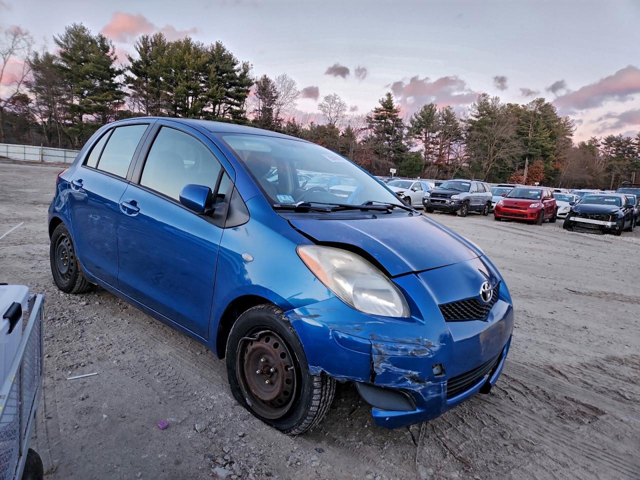 2010 Toyota Yaris - Фото 4