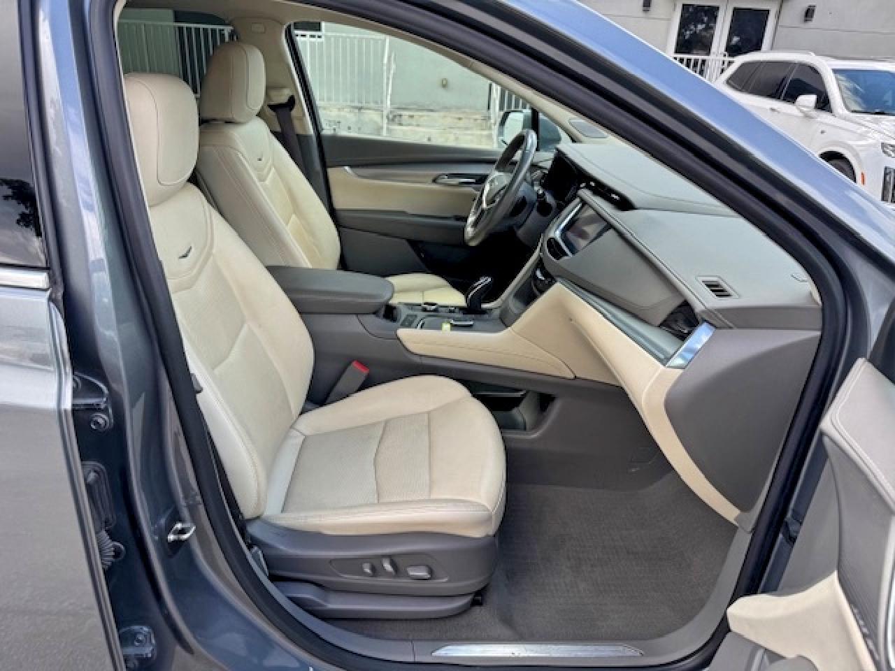 2020 Cadillac Xt5 Premium Luxury - Image 7