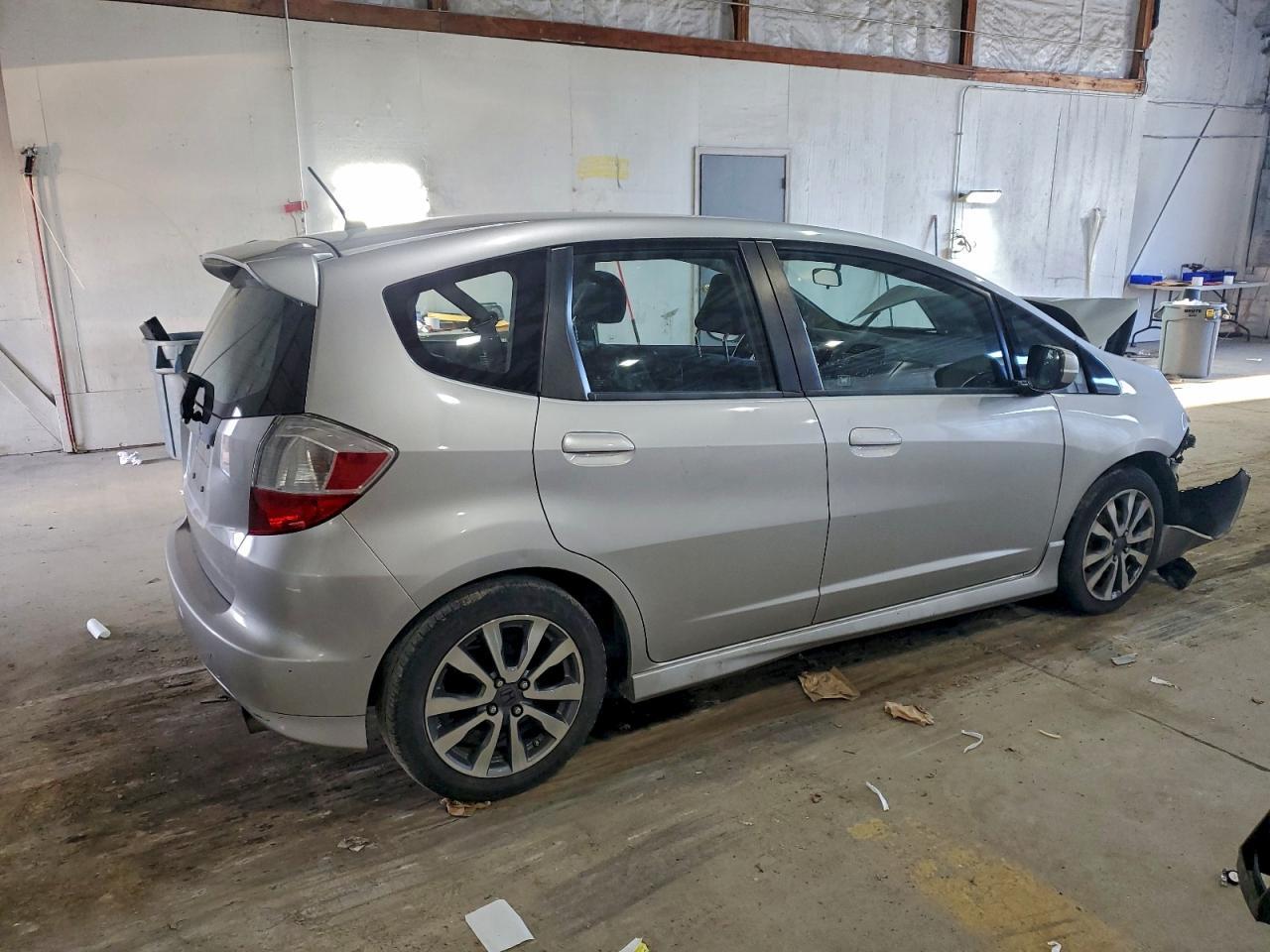 2013 Honda Fit Sport - Фото 3