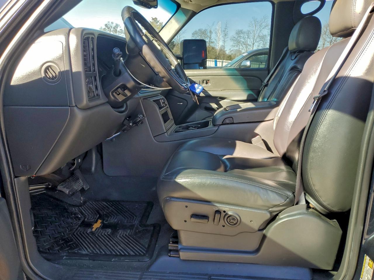 2004 Chevrolet Avalanche K1500 - Фото 7