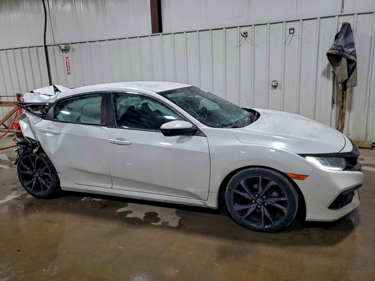 2020 Honda Civic Sport - Фото 4