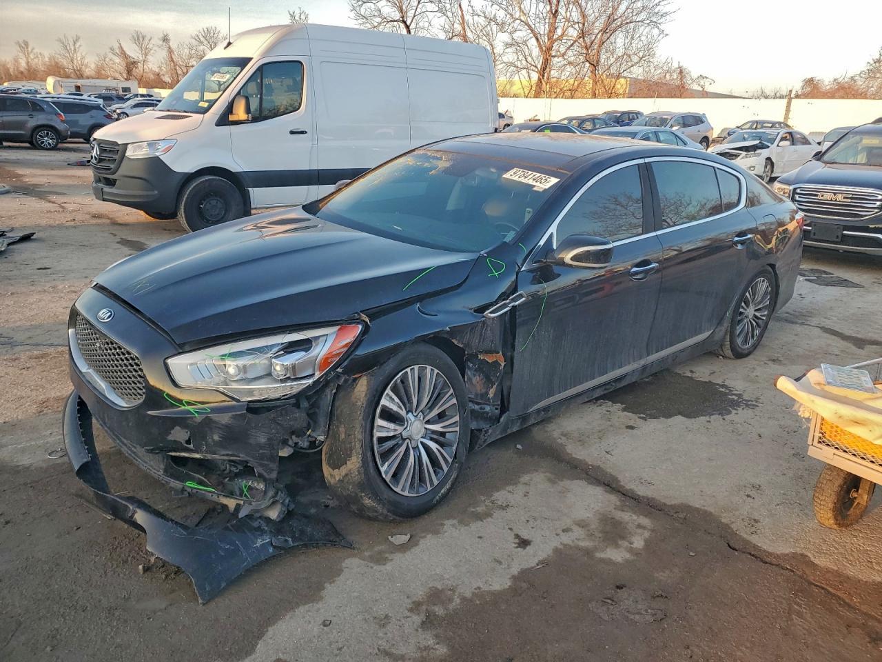 2017 Kia K900 Premium V6