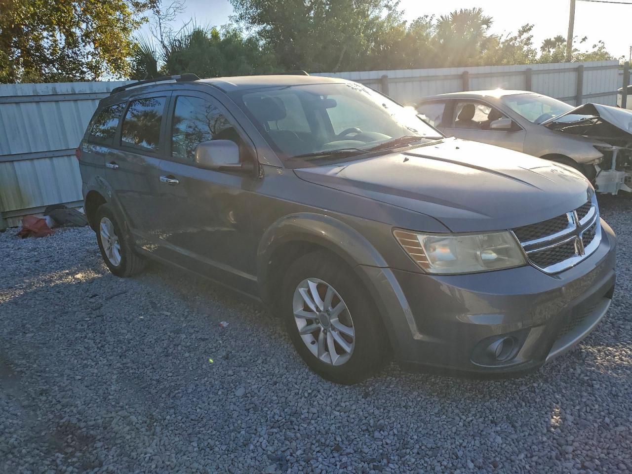 2013 Dodge Journey Sxt - Image 4