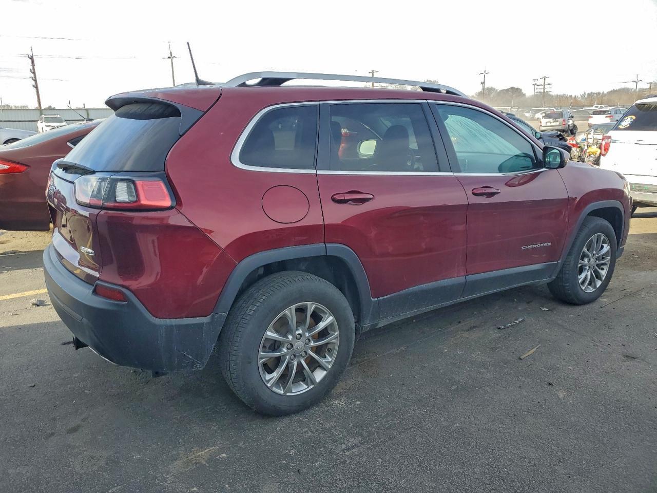 2019 Jeep Cherokee Latitude Plus - Фото 3