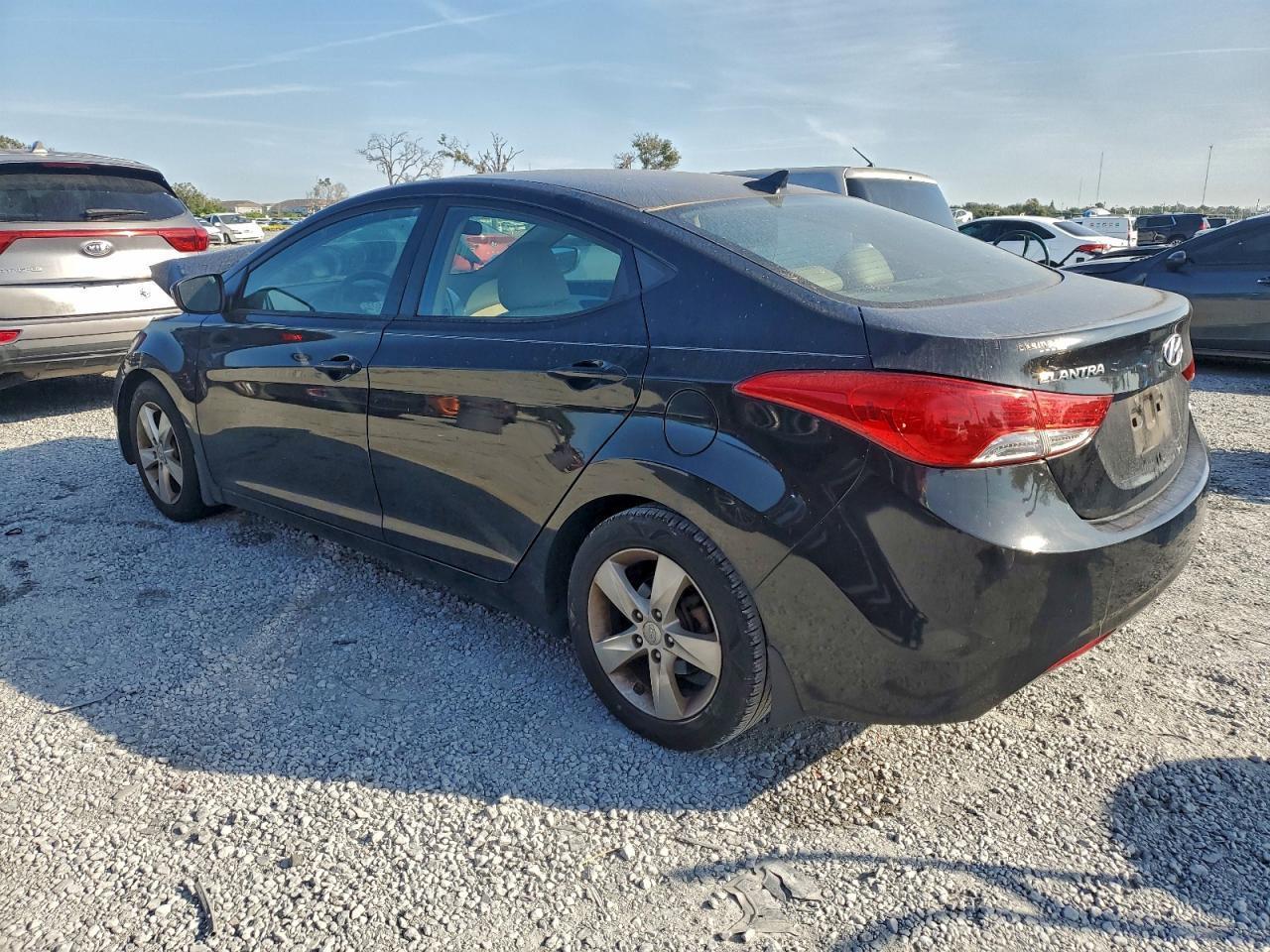 2013 Hyun Elantra Gl - Фото 2