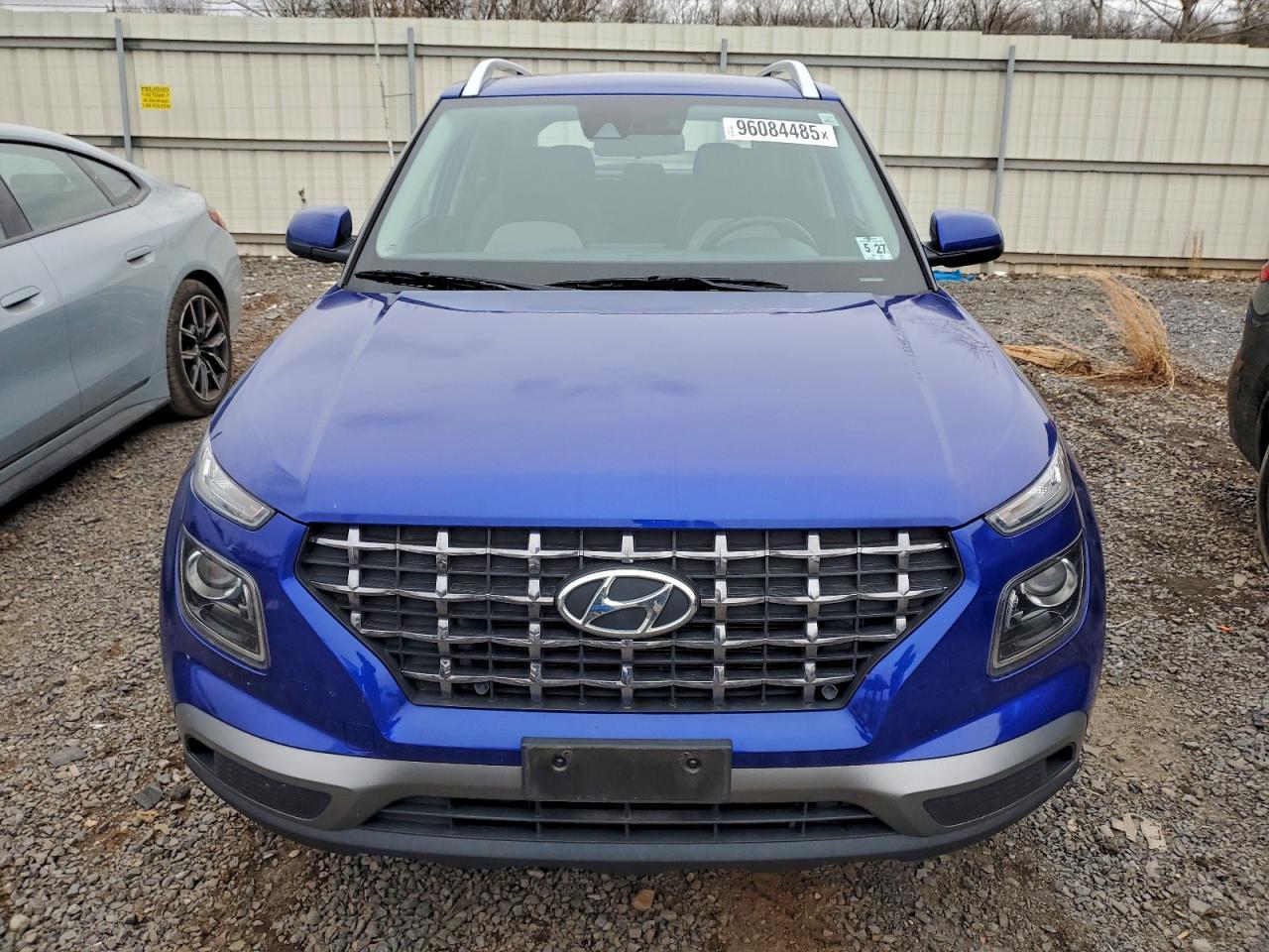 2022 Hyundai Venue Sel - Image 5