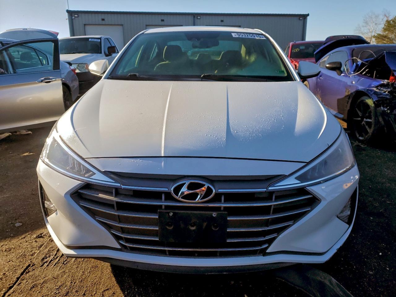 2019 Hyundai Elantra Sel - Фото 5