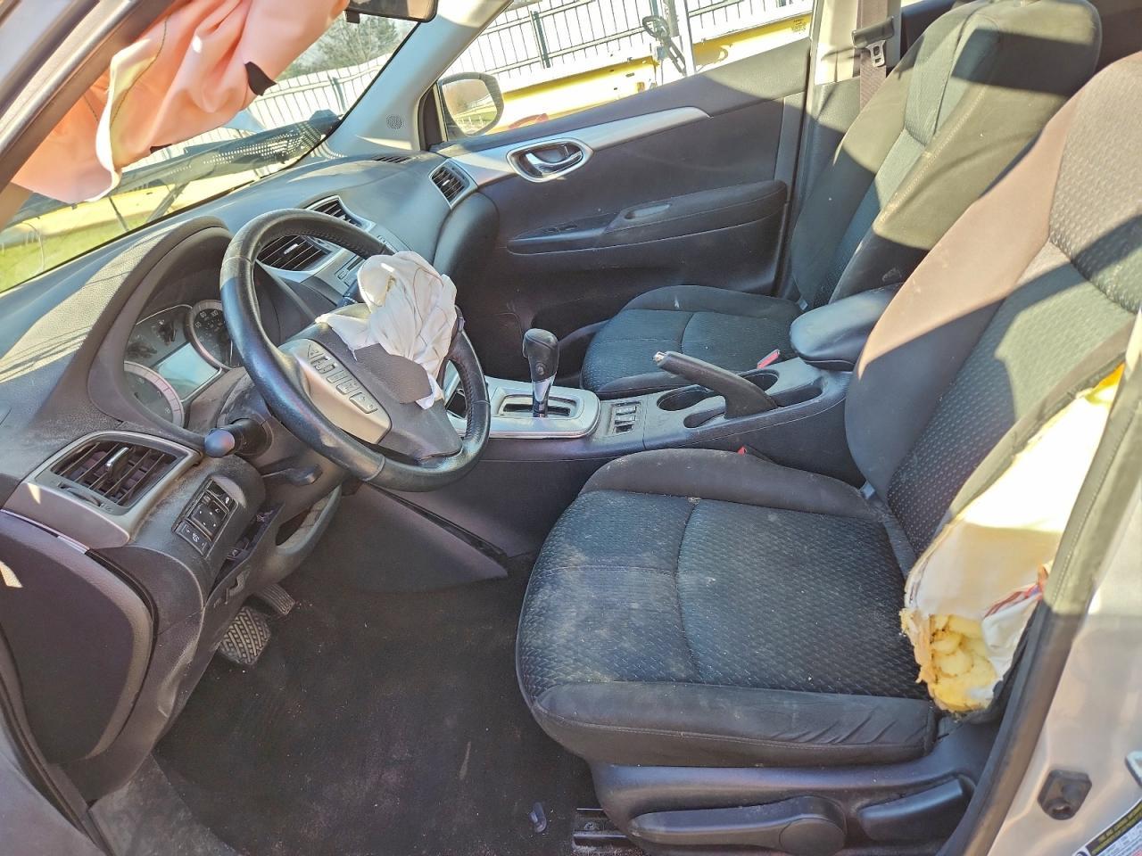 2015 Nissan Sentra S - Фото 7