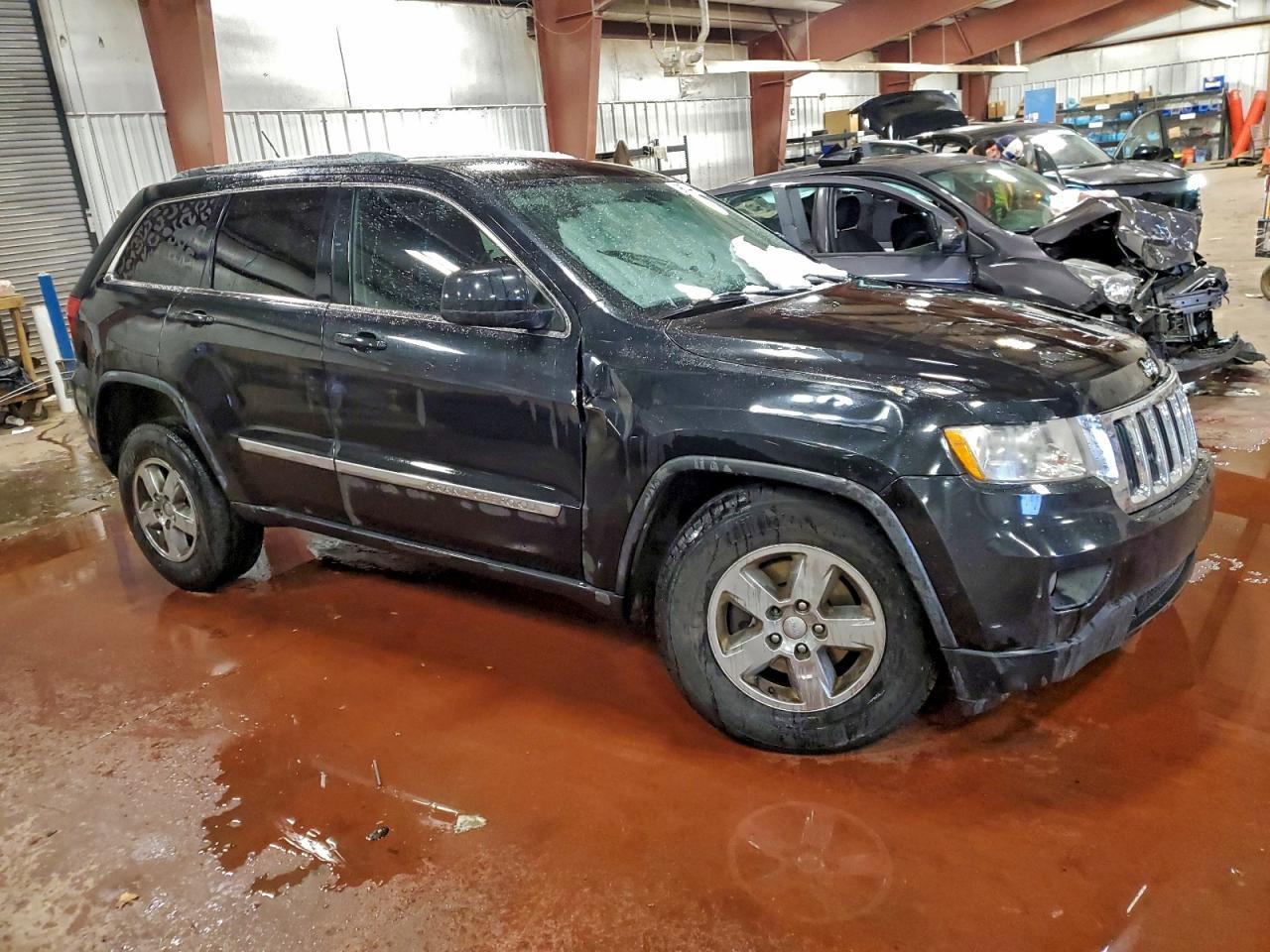 2012 Jeep Grand Cherokee Laredo - Image 4