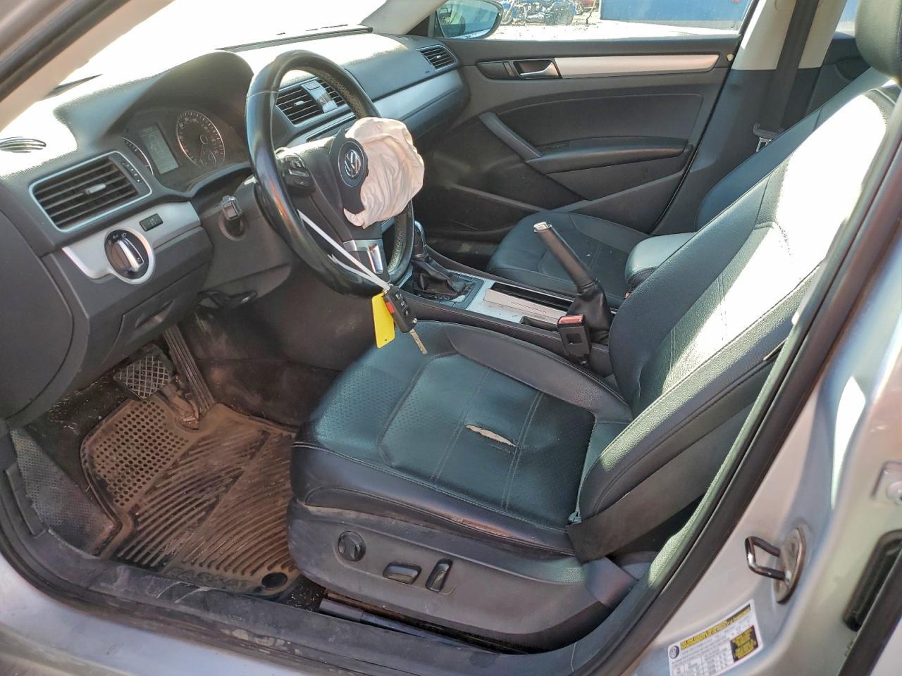 2012 Volkswagen Passat Se - Фото 7
