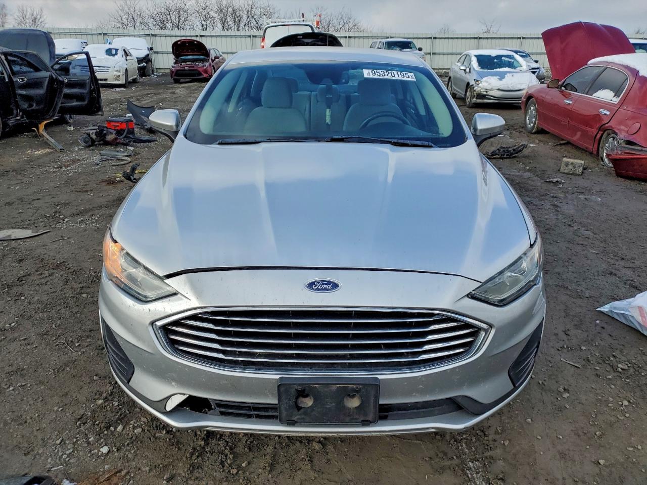2019 Ford Fusion S - Фото 5