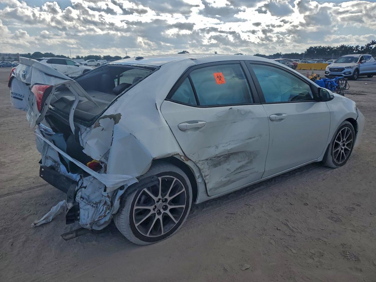 2017 Toyota Corolla L - Фото 3