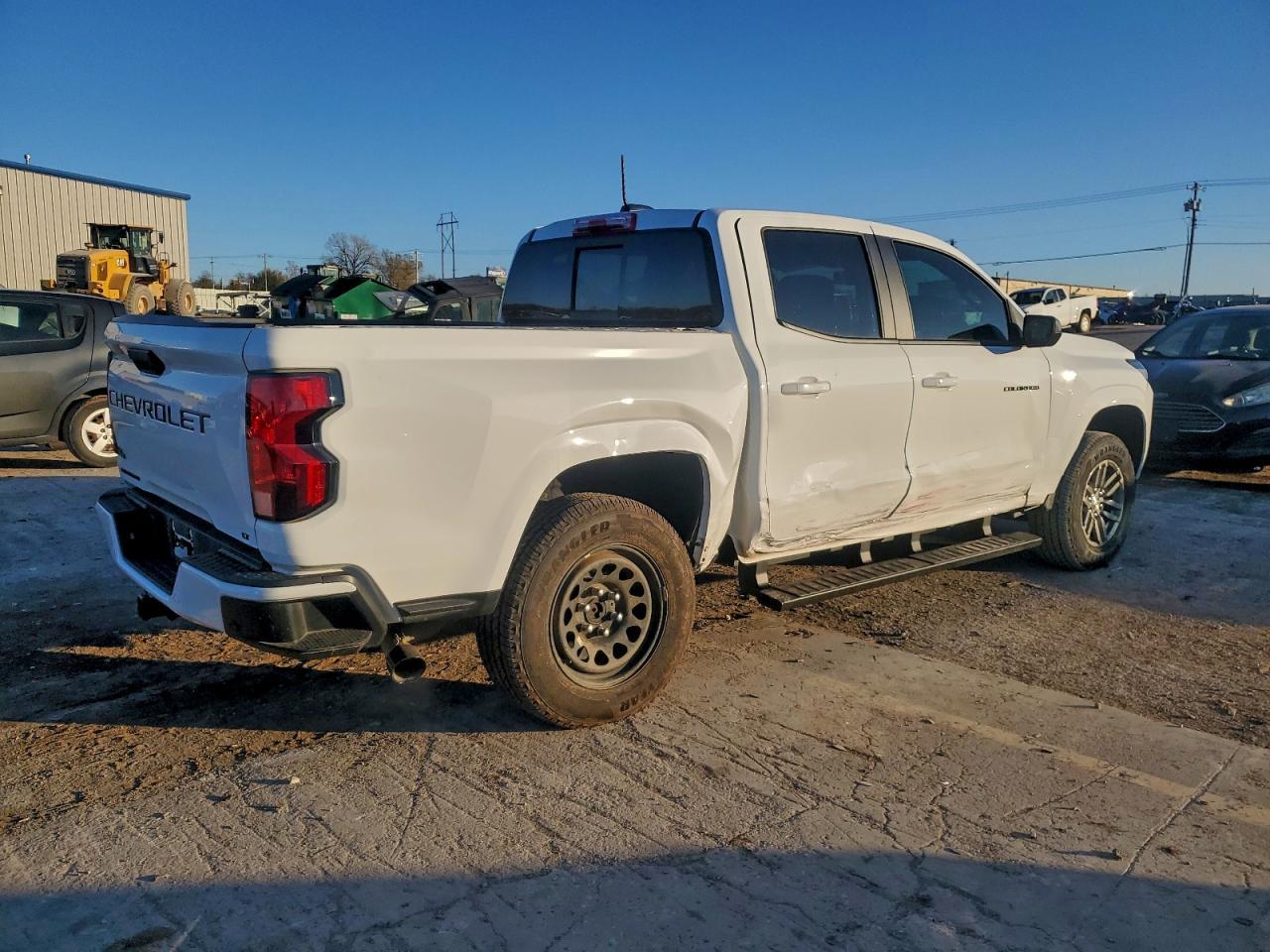 2024 Chevrolet Colorado Lt - Фото 3