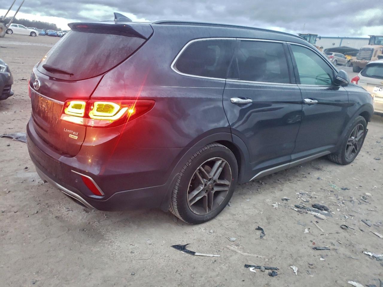 2017 Hyundai Santa Fe Se Ultimate - Фото 3