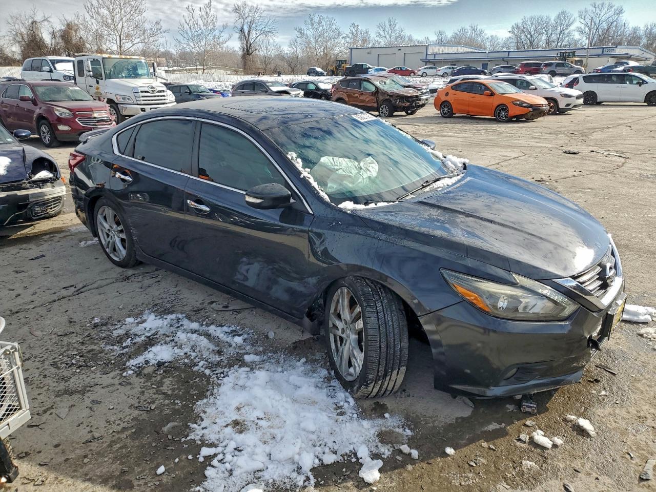 2016 Nissan Altima 3.5Sl - Image 4