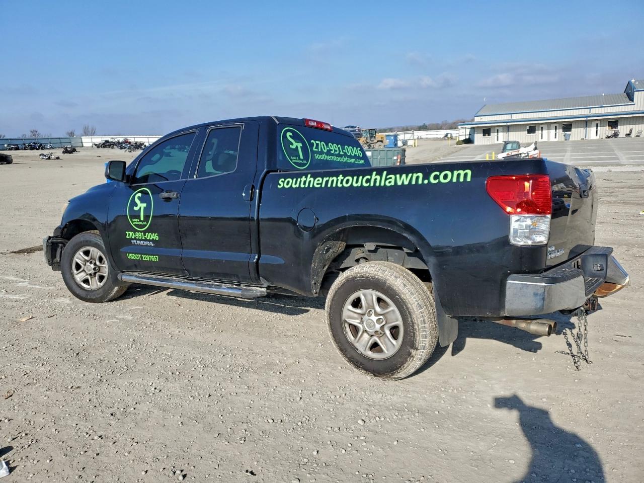 2010 Toyota Tundra Double Cab Sr5 - Image 2