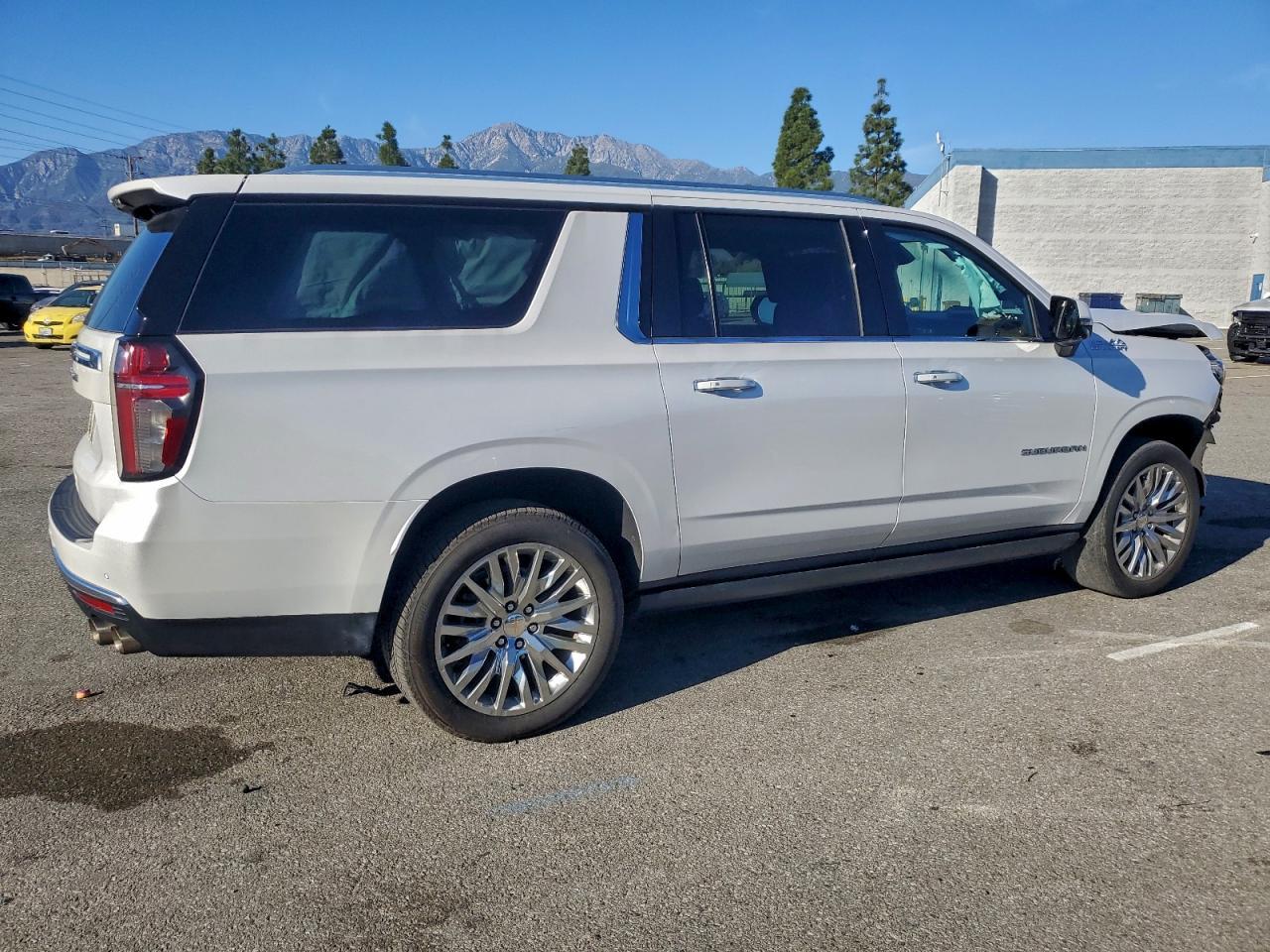 2023 Chevrolet Suburban K1500 High Country - Фото 3