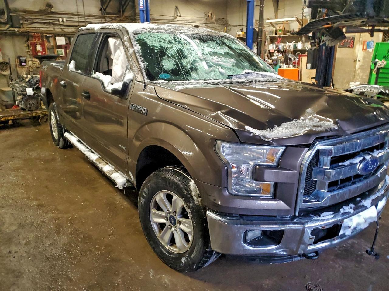 2016 Ford F150 Supercrew - Фото 4
