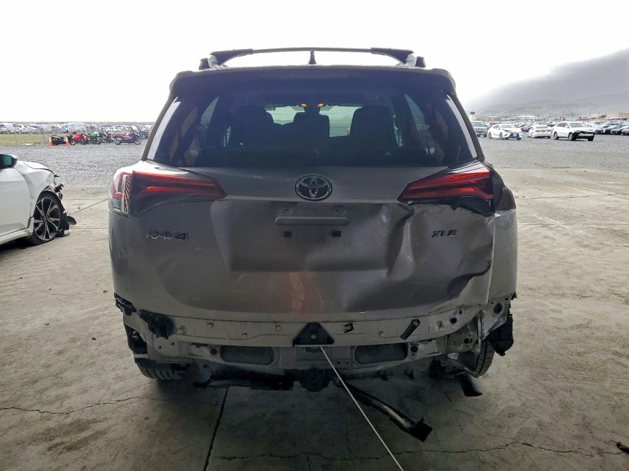 2017 Toyota Rav4 Xle - Фото 6