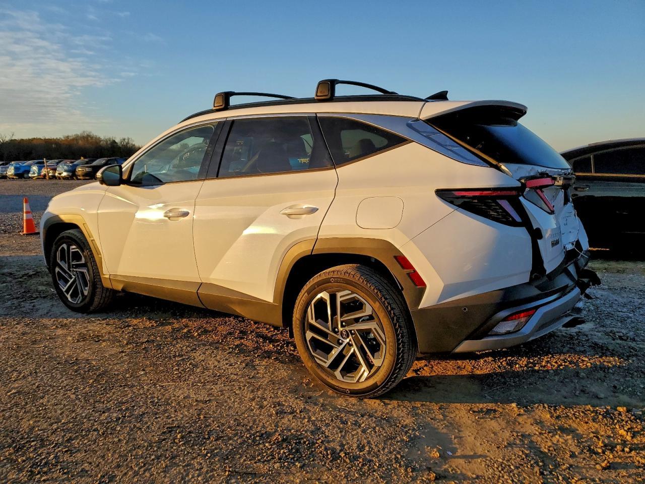 2026 Hyundai Tucson Limited - Image 2