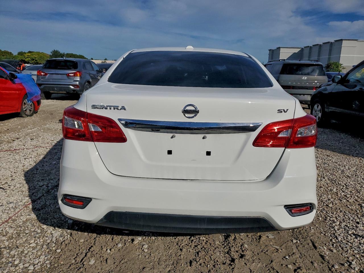 2019 Nissan Sentra S - Image 6
