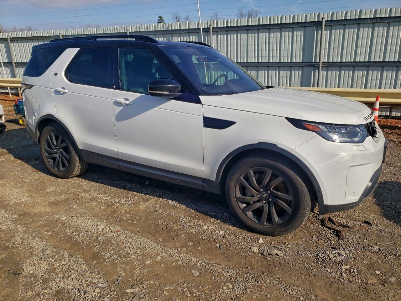 2019 Land Rover Discovery Se - Image 4