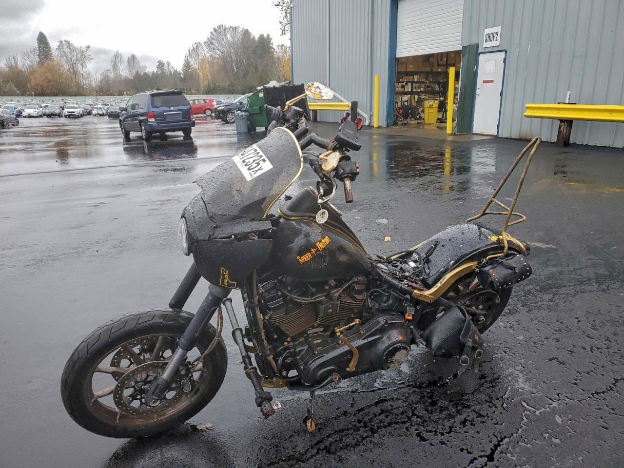 2021 Harley-Davidson Fxlrs - Image 3