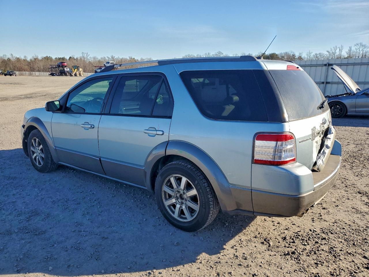 2008 Ford Taurus X Sel - Image 2