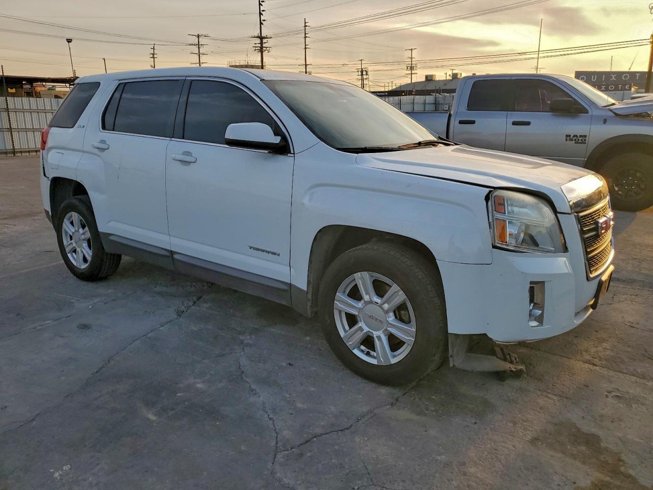 2015 GMC Terrain Sle - Image 4