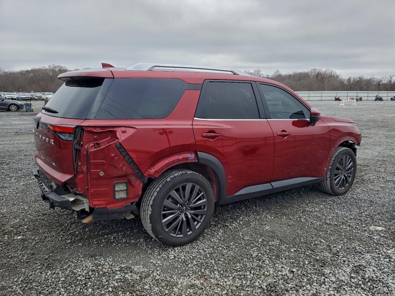 2024 Nissan Pathfinder Sl - Фото 3